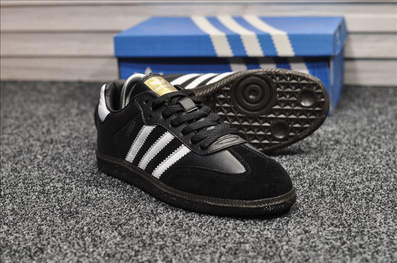 Кроссовки мужские Adidas Samba черные, Адидас Самба, натуральная кожа, прошиты. Код TD-9099 44
Кроссовки мужские Adidas Samba черные, Адидас Самба, натуральная кожа, прошиты. Код TD-9099 44