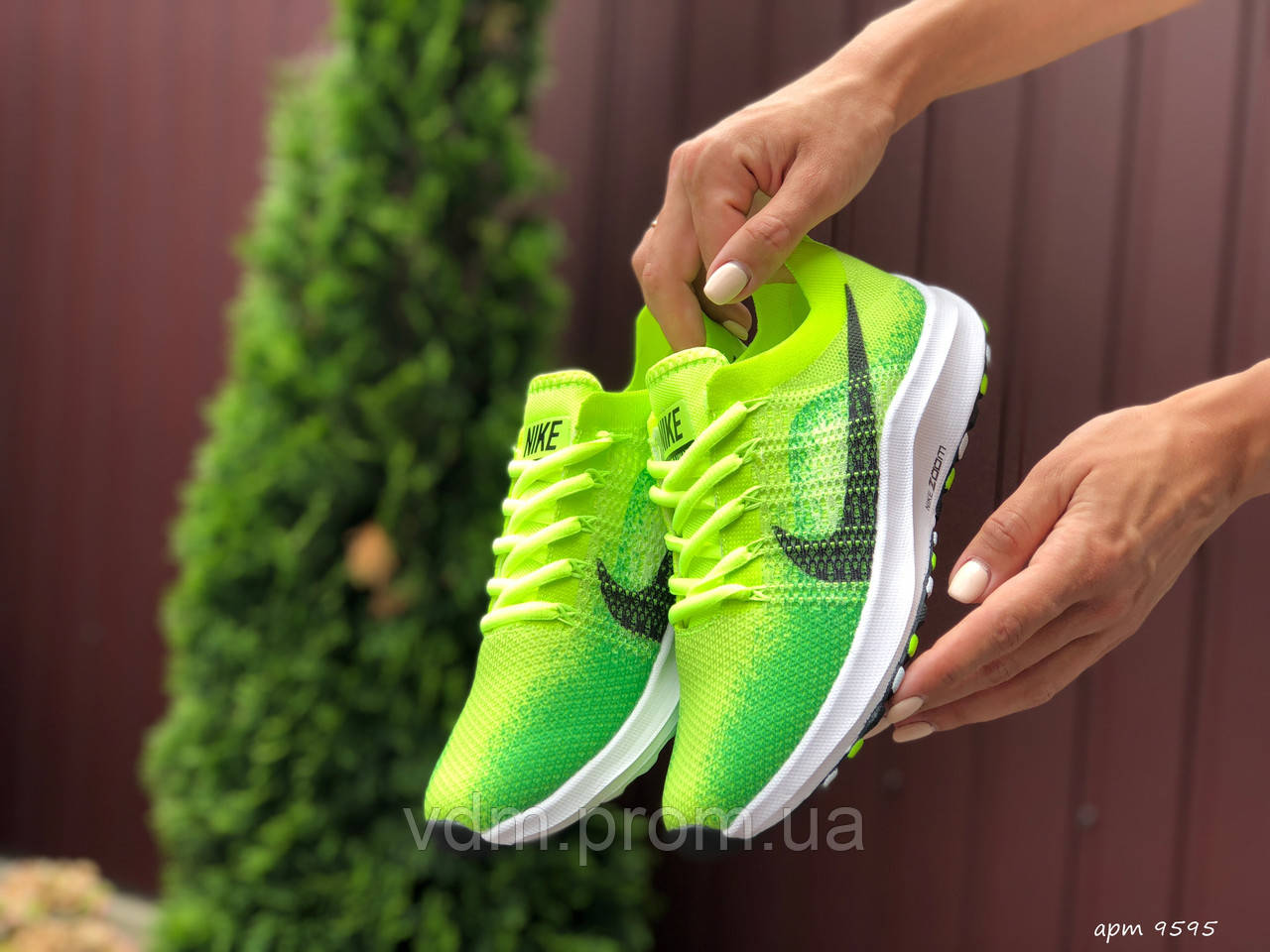 Кроссовки летние женские Nike Zoom в стиле Найк Зум, текстиль, код SD-9595. Салатовые, Зеленый
Кроссовки летние женские Nike Zoom в стиле Найк Зум, текстиль, код SD-9595. Салатовые, Зеленый