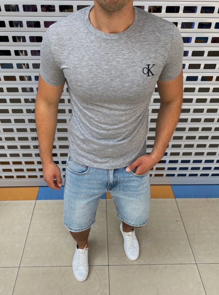 Стильная мужская футболка CALVIN KLEIN. Коллекция-2020! Люкс качество! Состав: 100% хлопок.
Стильная мужская футболка CALVIN KLEIN. Коллекция-2020! Люкс качество! Состав: 100% хлопок.