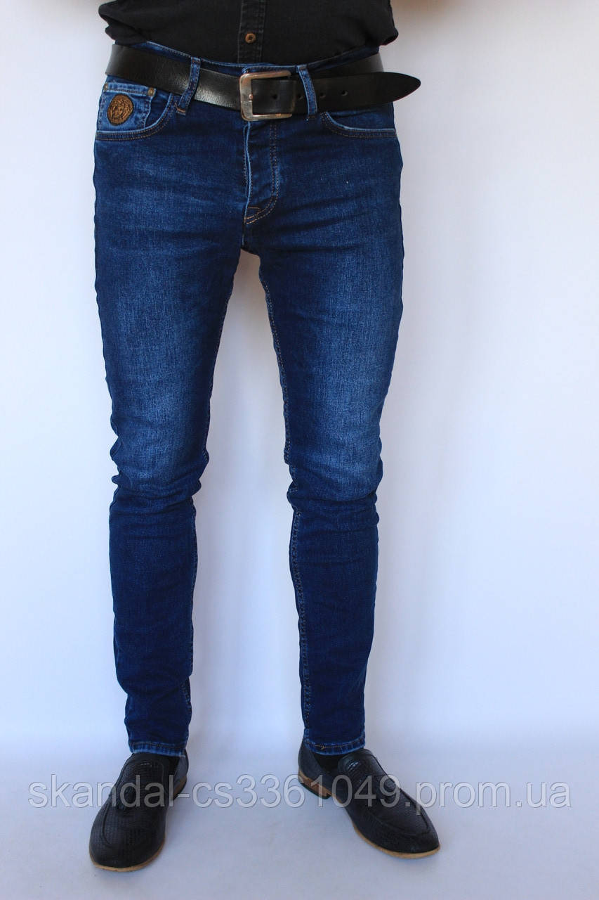 Джинсы мужские темно-синие з потертостями слим фит slim fit зауженые реплика Versache Джинси чоловічі
Джинсы мужские темно-синие з потертостями слим фит slim fit зауженые реплика Versache Джинси чоловічі