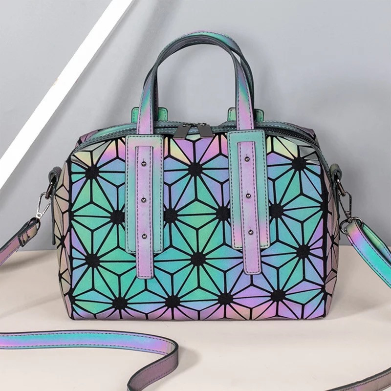 Удобные сумки для девушек на каждый день Bao Bao Issey Miyake 3081, Сумка женская хамелеон с двумя ручками
Удобные сумки для девушек на каждый день Bao Bao Issey Miyake 3081, Сумка женская хамелеон с двумя ручками