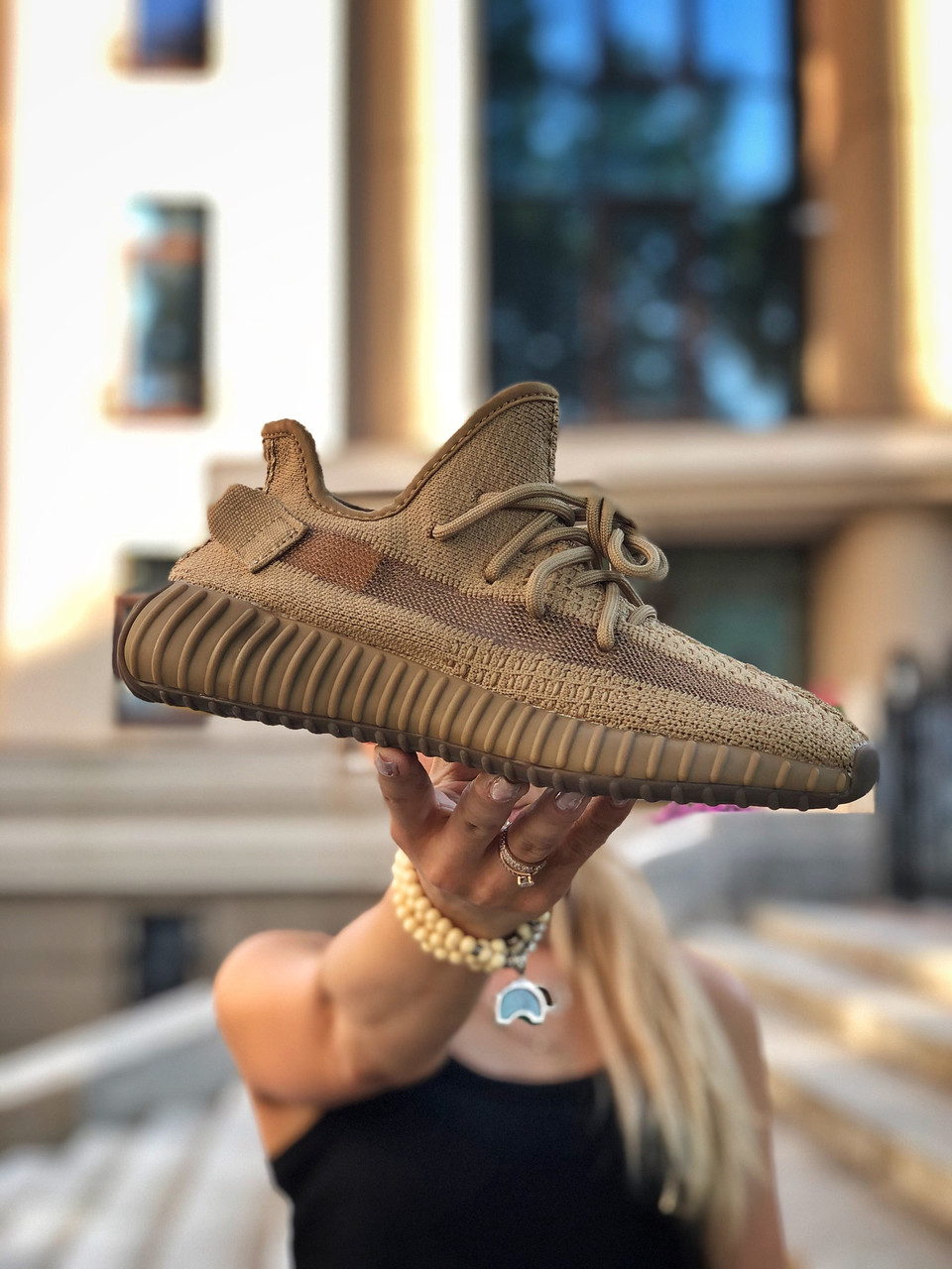 Кроссовки женские Adidas Yeezy Boost 350 Marsh коричневые, Адидас, дышащий материал, прошиты. Код Z-3055
Кроссовки женские Adidas Yeezy Boost 350 Marsh коричневые, Адидас, дышащий материал, прошиты. Код Z-3055