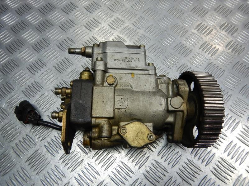 Топливный насос высокого давления ТНВД VW AUDI A4 B5 1.9 TDI, 0299520713 Под заказ 2-5дн
Топливный насос высокого давления ТНВД VW AUDI A4 B5 1.9 TDI, 0299520713 Под заказ 2-5дн