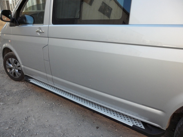 Volkswagen T5 Caravelle 2004-2010 гг. Боковые площадки X5-тип (2 шт, алюм) Короткая база
Volkswagen T5 Caravelle 2004-2010 гг. Боковые площадки X5-тип (2 шт, алюм) Короткая база