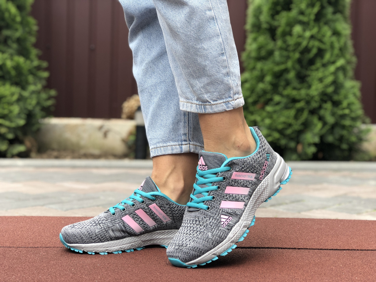Кроссовки женские Adidas Marathon TR 26 серые с розовым, Адидас, дышащий материал, прошиты. Код SD-9656 да, да, да, да, 41
Кроссовки женские Adidas Marathon TR 26 серые с розовым, Адидас, дышащий материал, прошиты. Код SD-9656 да, да, да, да, 41