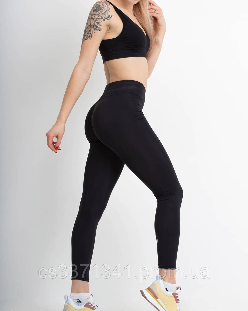 Женские спортивные лосины леггинсы тайтсы на высокой талии Black classic M (р.46) XS, Черный
Женские спортивные лосины леггинсы тайтсы на высокой талии Black classic M (р.46) XS, Черный