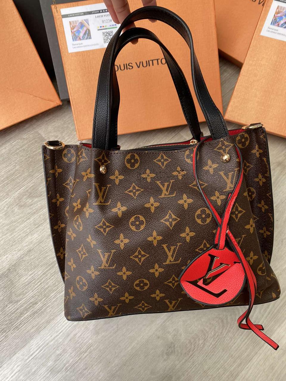 Женская брендовая сумка Louis Vuitton Луи Виттон с длинными ручками, модные брендовые сумки
Женская брендовая сумка Louis Vuitton Луи Виттон с длинными ручками, модные брендовые сумки