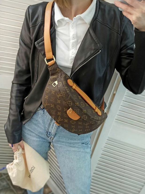 Женская брендовая сумка на пояс Louis Vuitton Луи Виттон бананка , брендовые сумки на пояс,через плечо, Коричневый
Женская брендовая сумка на пояс Louis Vuitton Луи Виттон бананка , брендовые сумки на пояс,через плечо, Коричневый