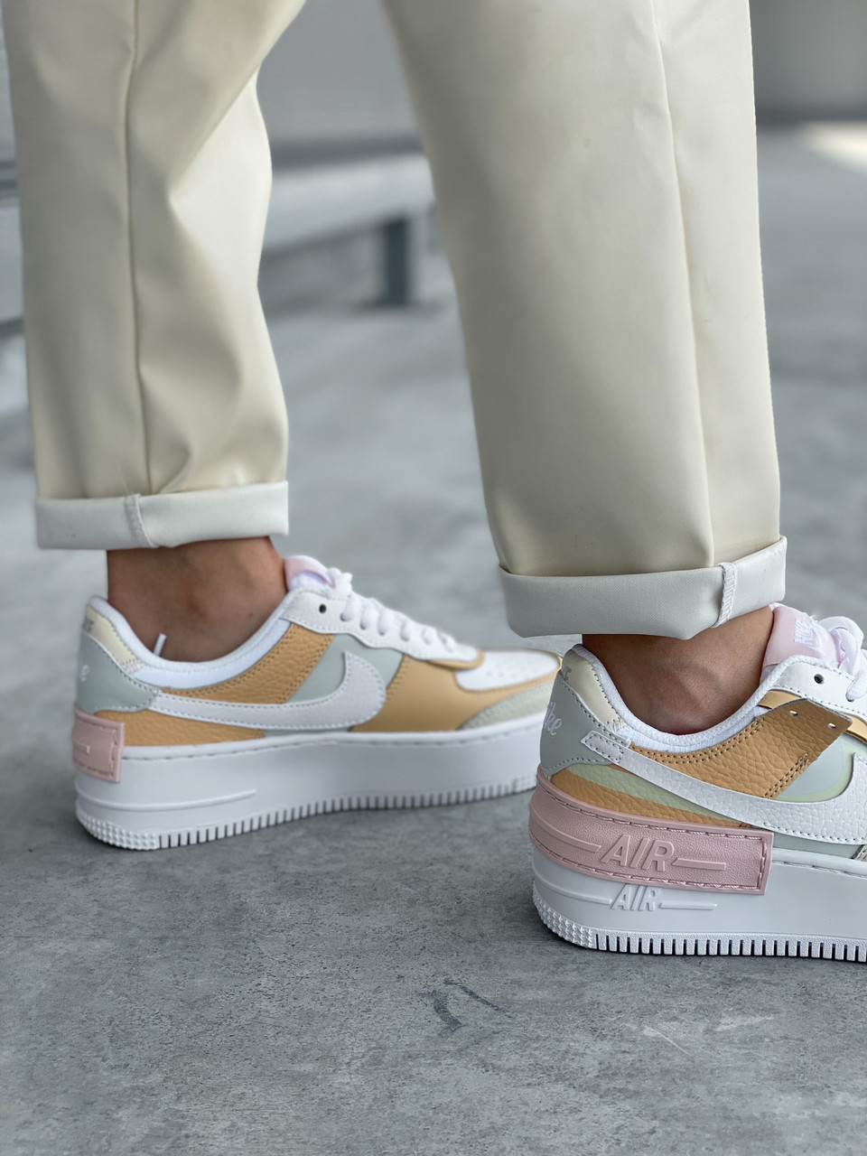 Кроссовки женские Nike Air Force цветные, Найк Аир Форс, натуральная кожа, прошиты. Код PL-0441, Белый
Кроссовки женские Nike Air Force цветные, Найк Аир Форс, натуральная кожа, прошиты. Код PL-0441, Белый
