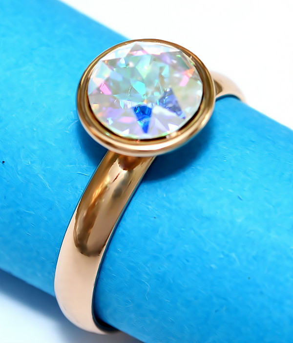 Кольцо с кристаллами Swarovski, разъёмное, фирмы XUPING. Цвет позолота. Мин. размер: 18р. Ширина: 9 мм.
Кольцо с кристаллами Swarovski, разъёмное, фирмы XUPING. Цвет позолота. Мин. размер: 18р. Ширина: 9 мм.