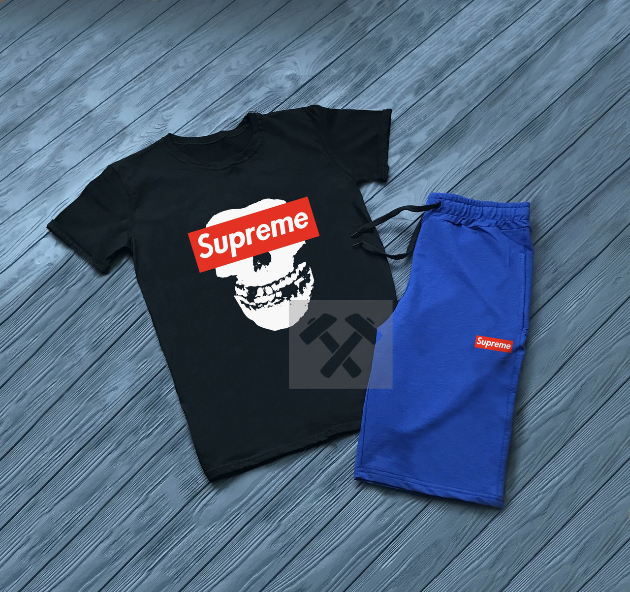 Мужской костюм футболка и шорты Суприм, футболка и шорты Supreme,брендовый,трикотаж
Мужской костюм футболка и шорты Суприм, футболка и шорты Supreme,брендовый,трикотаж