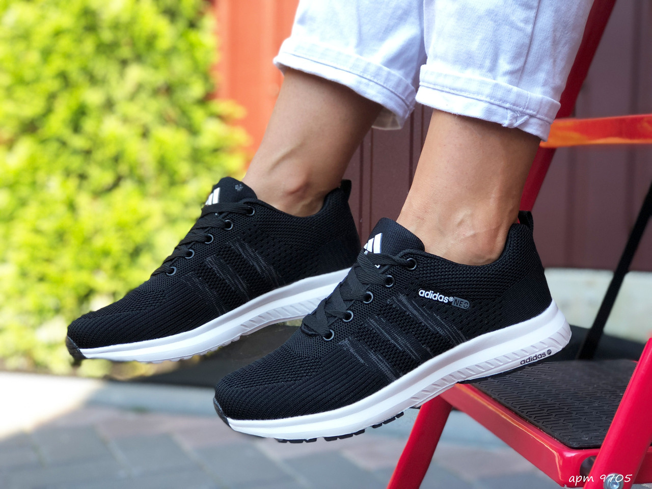 Кроссовки женские Adidas NEO черные с белым, Адидас, дышащий материал, прошиты. Код SD-9705 да, да, да, 36
Кроссовки женские Adidas NEO черные с белым, Адидас, дышащий материал, прошиты. Код SD-9705 да, да, да, 36