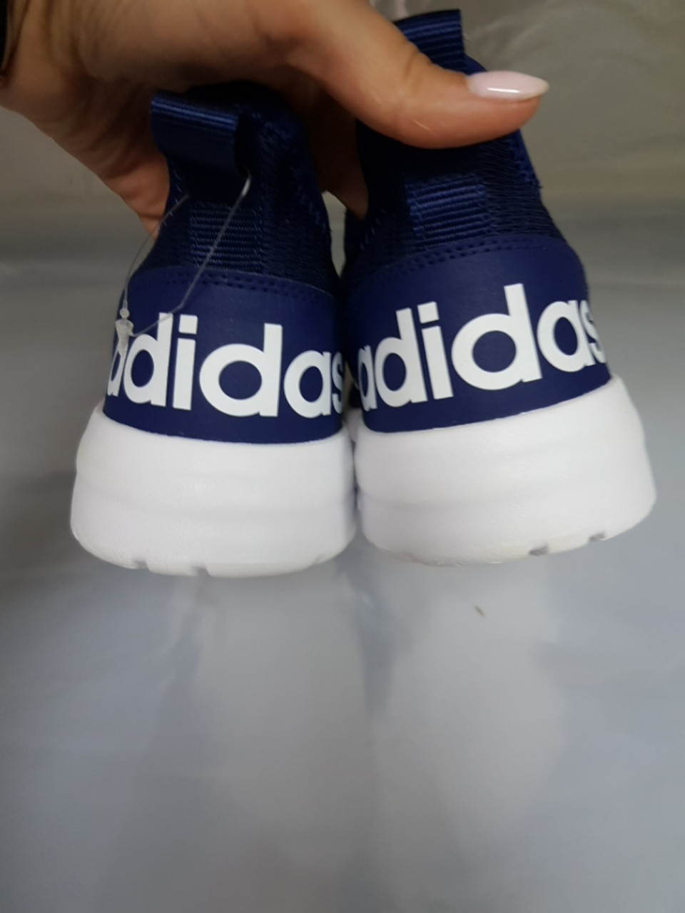 Adidas f36662 42 2/3розмер 27см стелька оригинал мужские кроссовки синие носком CLOUDFOAM ORTHOLITE FLOAT
Adidas f36662 42 2/3розмер 27см стелька оригинал мужские кроссовки синие носком CLOUDFOAM ORTHOLITE FLOAT