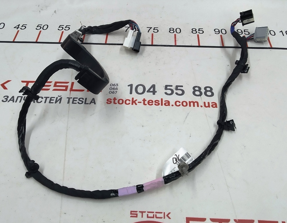 Зап. части для авто Tesla. Электропроводка амортизаторов двери задней левой Tesla model X 1063405-00-G
Зап. части для авто Tesla. Электропроводка амортизаторов двери задней левой Tesla model X 1063405-00-G