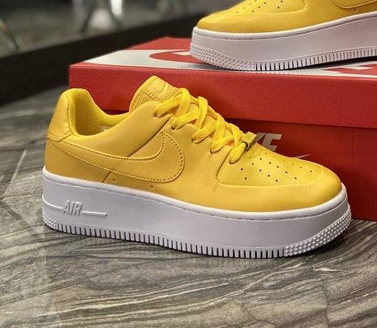 Nike Air Force 1 Sage Yellow| кроссовки женские; желтые/белые; платформа найк 39, Желтый
Nike Air Force 1 Sage Yellow| кроссовки женские; желтые/белые; платформа найк 39, Желтый