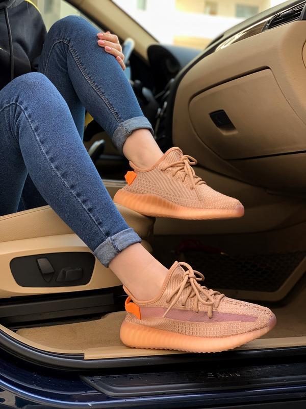 Женские Кроссовки Adidas Yeezy 350 V2 "Clay" - "Оранжевые Розовые Персиковые" 38, Персиковый
Женские Кроссовки Adidas Yeezy 350 V2 "Clay" - "Оранжевые Розовые Персиковые" 38, Персиковый