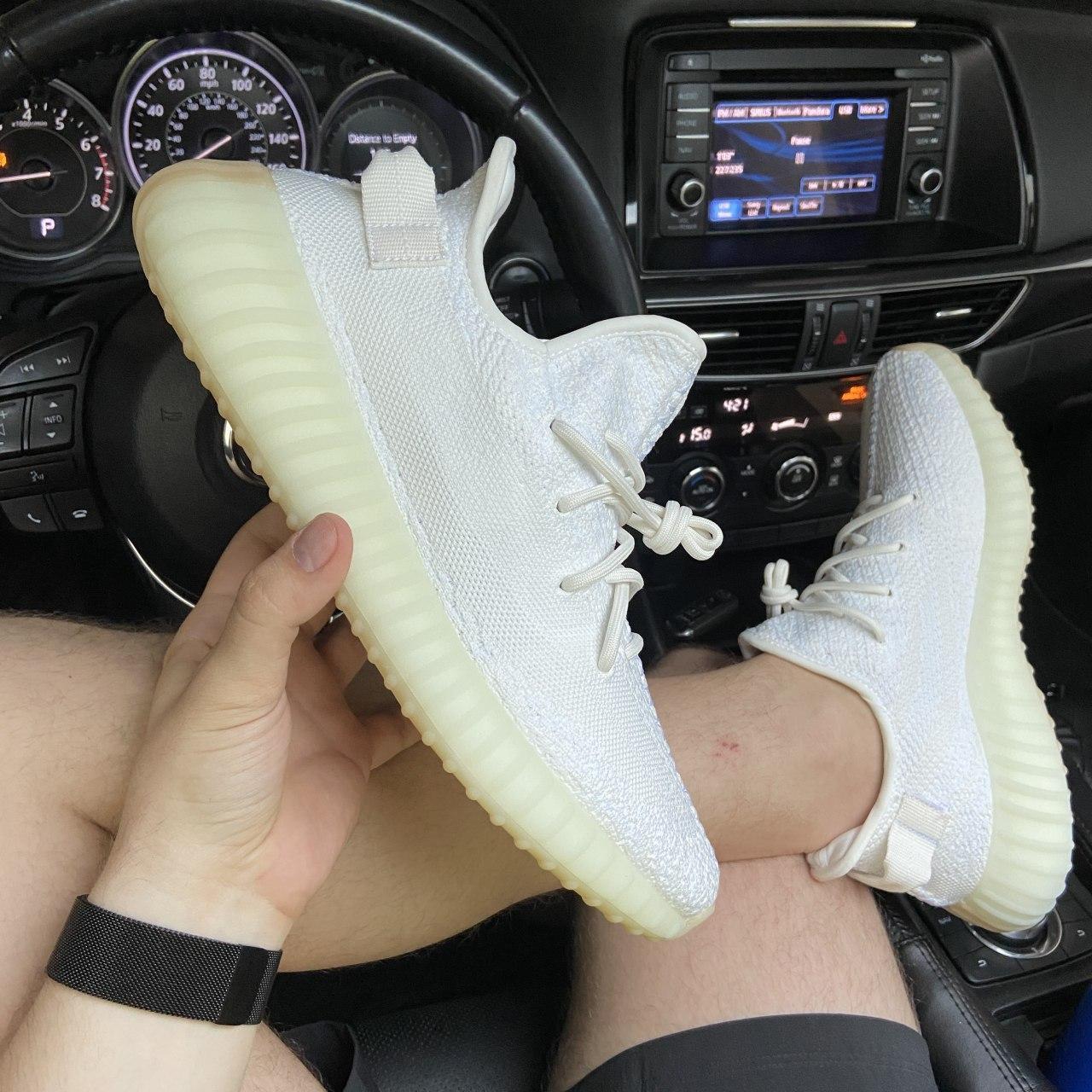 Мужские кроссовки Adidas Yeezy Boost 350 V2 White Cream / Адидас Изи Буст 350 в2 Белые 44, Белый
Мужские кроссовки Adidas Yeezy Boost 350 V2 White Cream / Адидас Изи Буст 350 в2 Белые 44, Белый