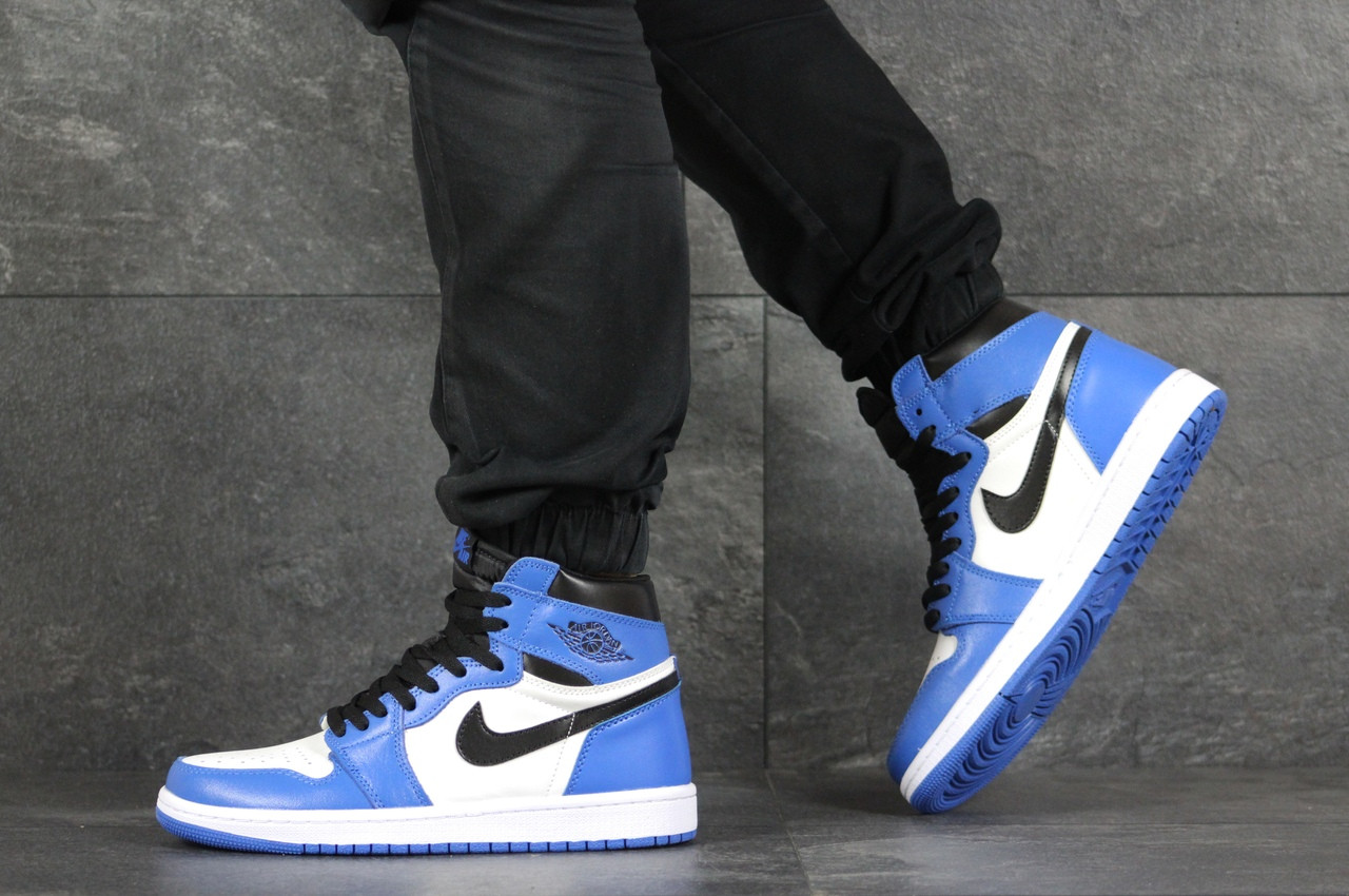 Кроссовки мужские Nike Jordan Retro синие с белым, Найк Джордан Ретро, натуральная кожа, код SD-8149
Кроссовки мужские Nike Jordan Retro синие с белым, Найк Джордан Ретро, натуральная кожа, код SD-8149