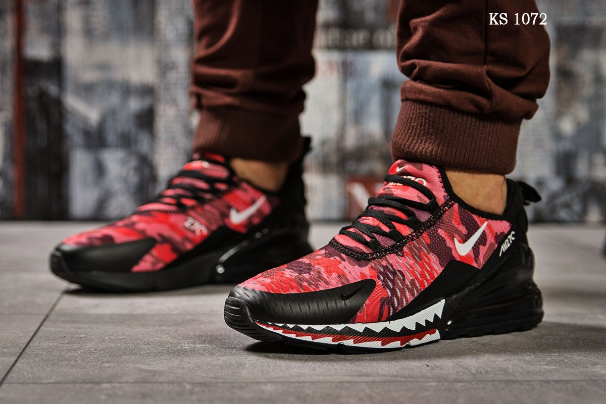 Мужские кроссовки в стиле Nike Air 270, сетка, разноцветные 44(28 см), размеры:41,44
Мужские кроссовки в стиле Nike Air 270, сетка, разноцветные 44(28 см), размеры:41,44