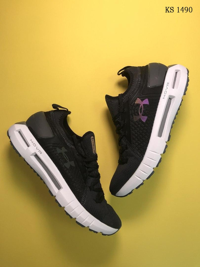 Мужские кроссовки в стиле Under Armour Hovr, текстиль, черные 42(26,5 см), размеры:41,42,43,44,45
Мужские кроссовки в стиле Under Armour Hovr, текстиль, черные 42(26,5 см), размеры:41,42,43,44,45