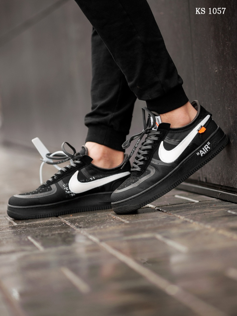 Мужские кроссовки в стиле Nike Air Force, текстиль, черные 44(28 см), размеры:41,42,43,44,45
Мужские кроссовки в стиле Nike Air Force, текстиль, черные 44(28 см), размеры:41,42,43,44,45