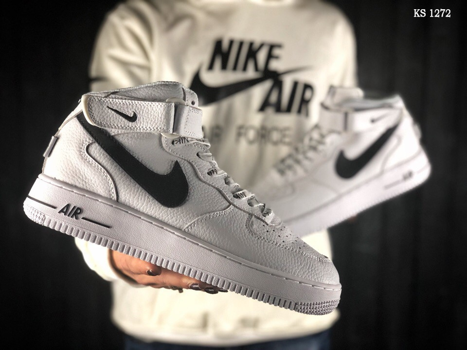 Мужские кроссовки в стиле Nike Air Force AF 1 High, натуральная кожа, белые с черным 43(27,5 см)
Мужские кроссовки в стиле Nike Air Force AF 1 High, натуральная кожа, белые с черным 43(27,5 см)