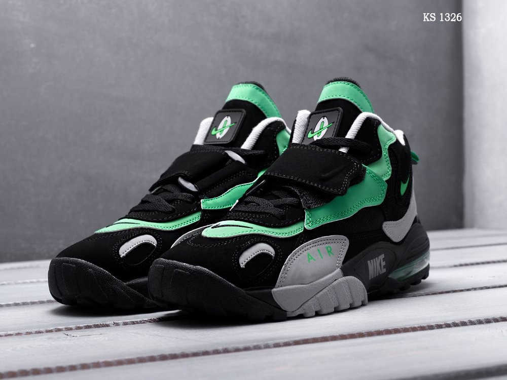 Мужские кроссовки в стиле Nike Sportswear Air Max Speed Turf, натуральная кожа, сетка, разноцветные 41(26 см)
Мужские кроссовки в стиле Nike Sportswear Air Max Speed Turf, натуральная кожа, сетка, разноцветные 41(26 см)