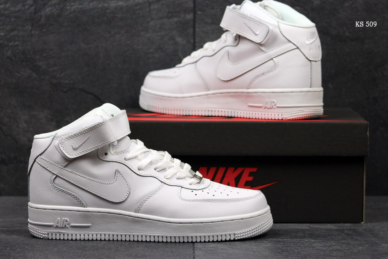 Мужские кроссовки в стиле Nike Air Force High, натуральная кожа(прошитые), белые 42(26,5 см), размеры:41,42,44
Мужские кроссовки в стиле Nike Air Force High, натуральная кожа(прошитые), белые 42(26,5 см), размеры:41,42,44