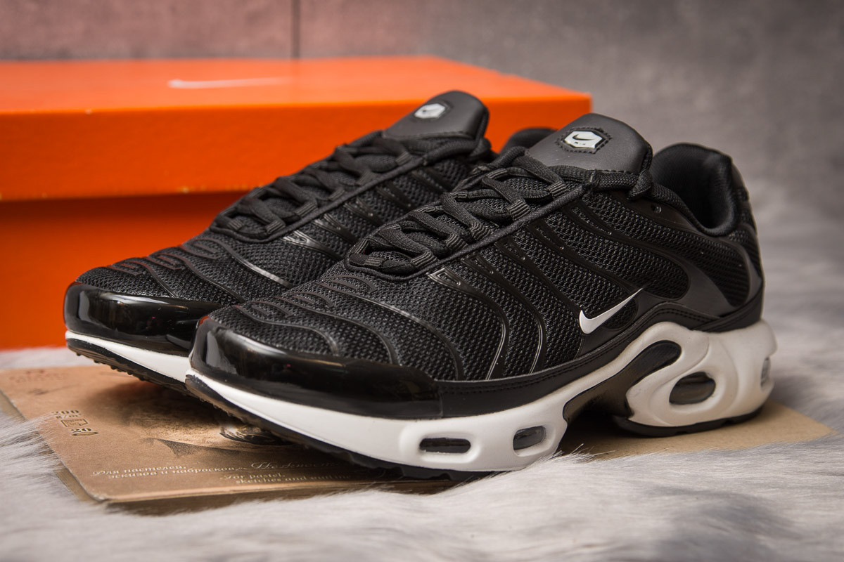 Мужские кроссовки в стиле в стиле Nike Air Max TN, текстиль, черные 46(29,8 см), размеры:45,46
Мужские кроссовки в стиле в стиле Nike Air Max TN, текстиль, черные 46(29,8 см), размеры:45,46