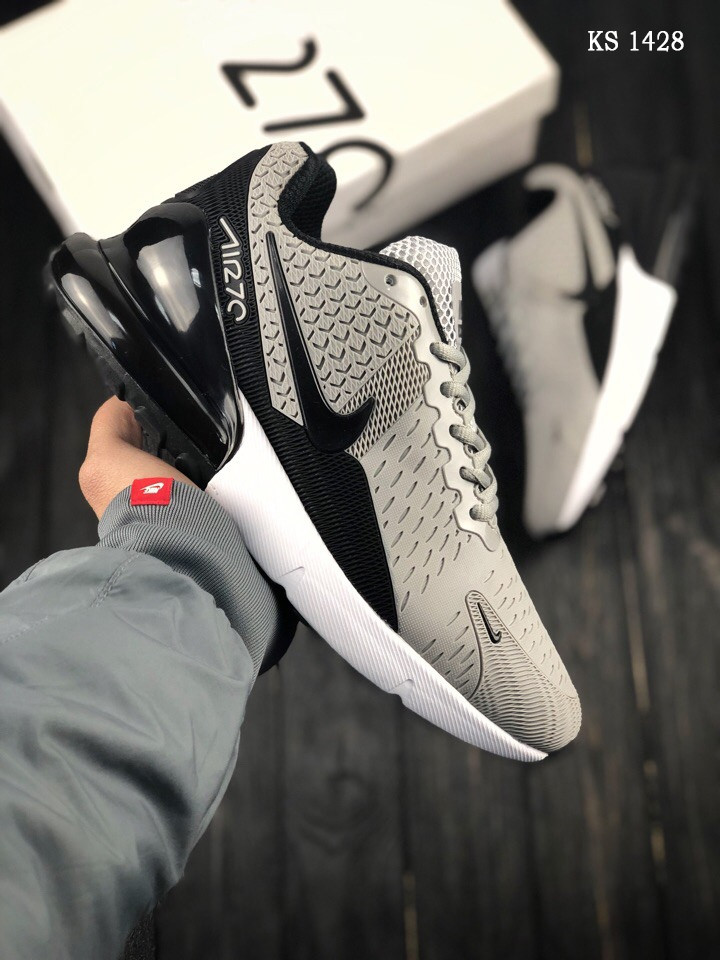 Мужские кроссовки в стиле Nike Air Max Flair 270, прорезиненая ткань, серые с черным 42(26,5 см)
Мужские кроссовки в стиле Nike Air Max Flair 270, прорезиненая ткань, серые с черным 42(26,5 см)