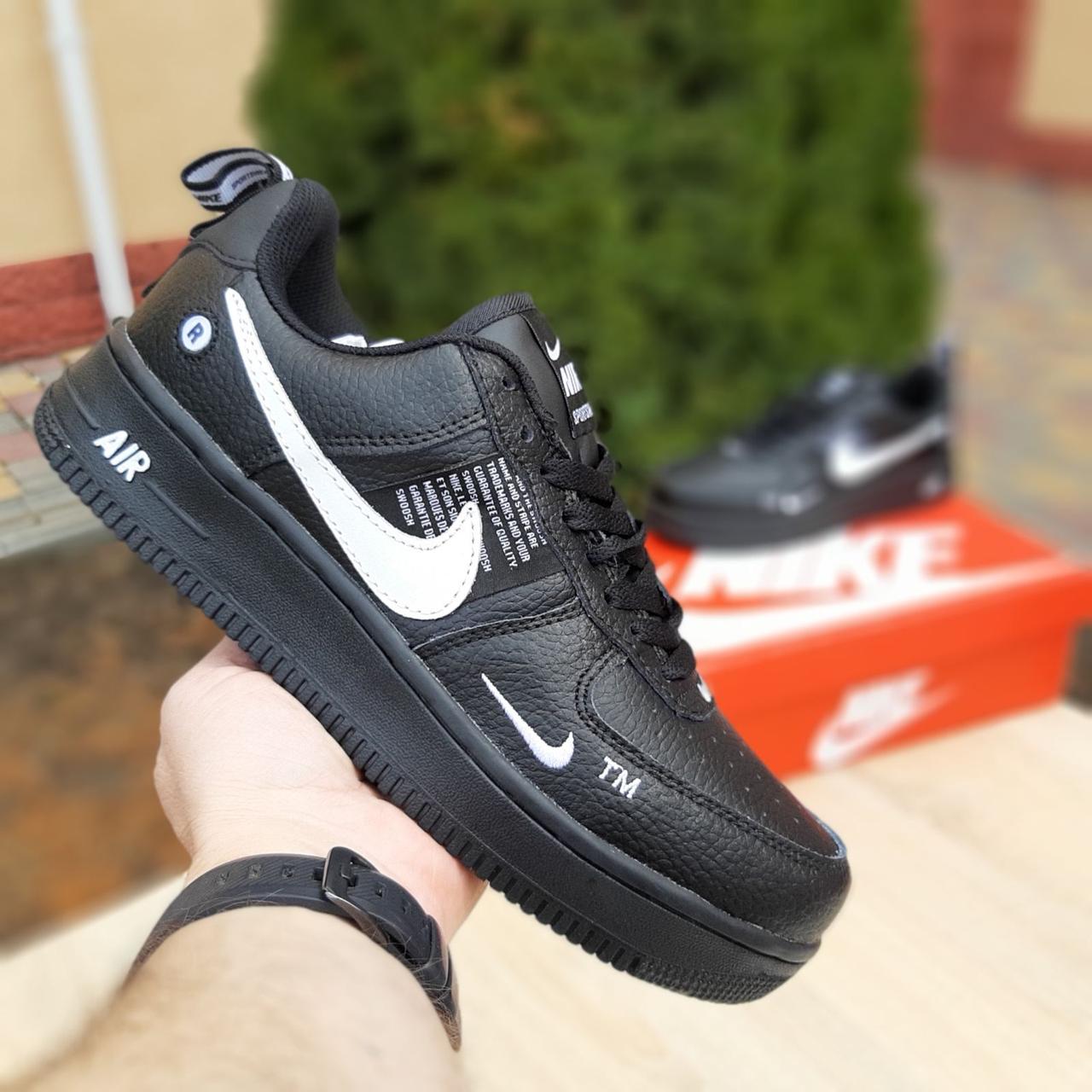 Мужские кроссовки в стиле Nike Air Force 1 LV8, кожа, черные с белым 46(29 см), размеры:45,46
Мужские кроссовки в стиле Nike Air Force 1 LV8, кожа, черные с белым 46(29 см), размеры:45,46