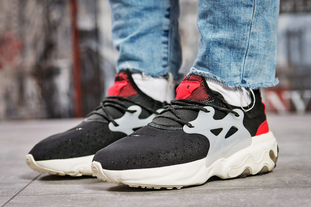 Женские кроссовки в стиле Nike React, разные цвета 38(23,5 см), размеры:37,38,39,40
Женские кроссовки в стиле Nike React, разные цвета 38(23,5 см), размеры:37,38,39,40