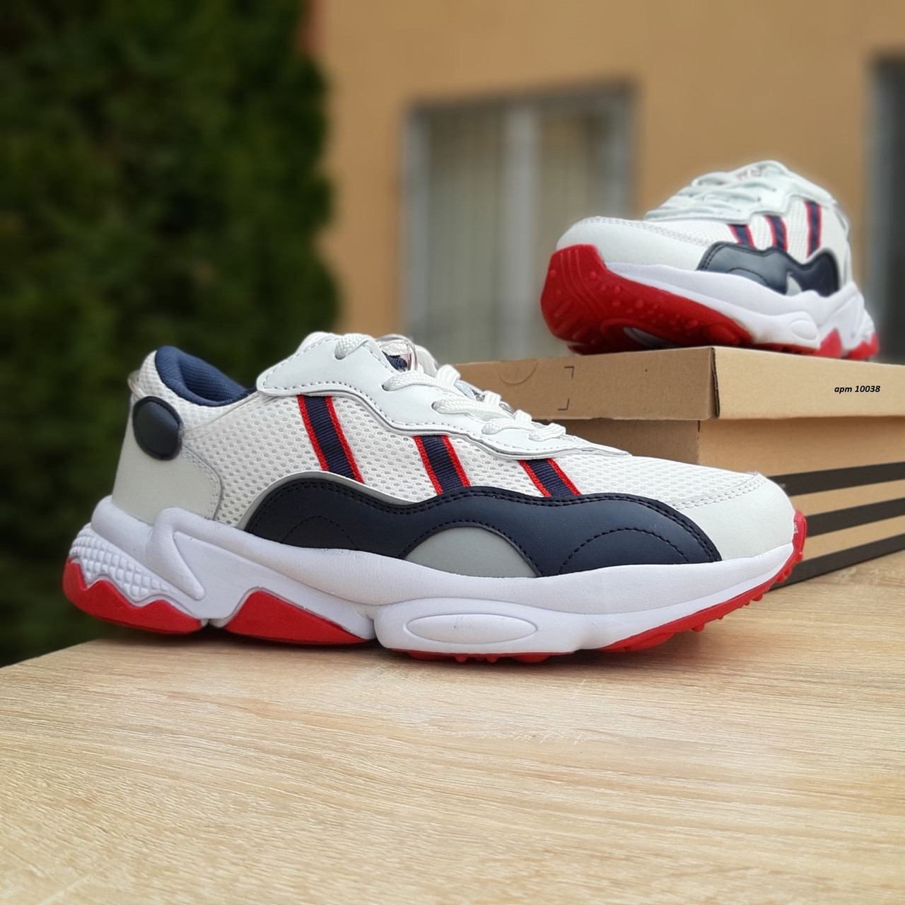 Мужские кроссовки в стиле Adidas OZWEEGO, сетка, кожа, белые с синим 41(26 см), размеры:41,44
Мужские кроссовки в стиле Adidas OZWEEGO, сетка, кожа, белые с синим 41(26 см), размеры:41,44