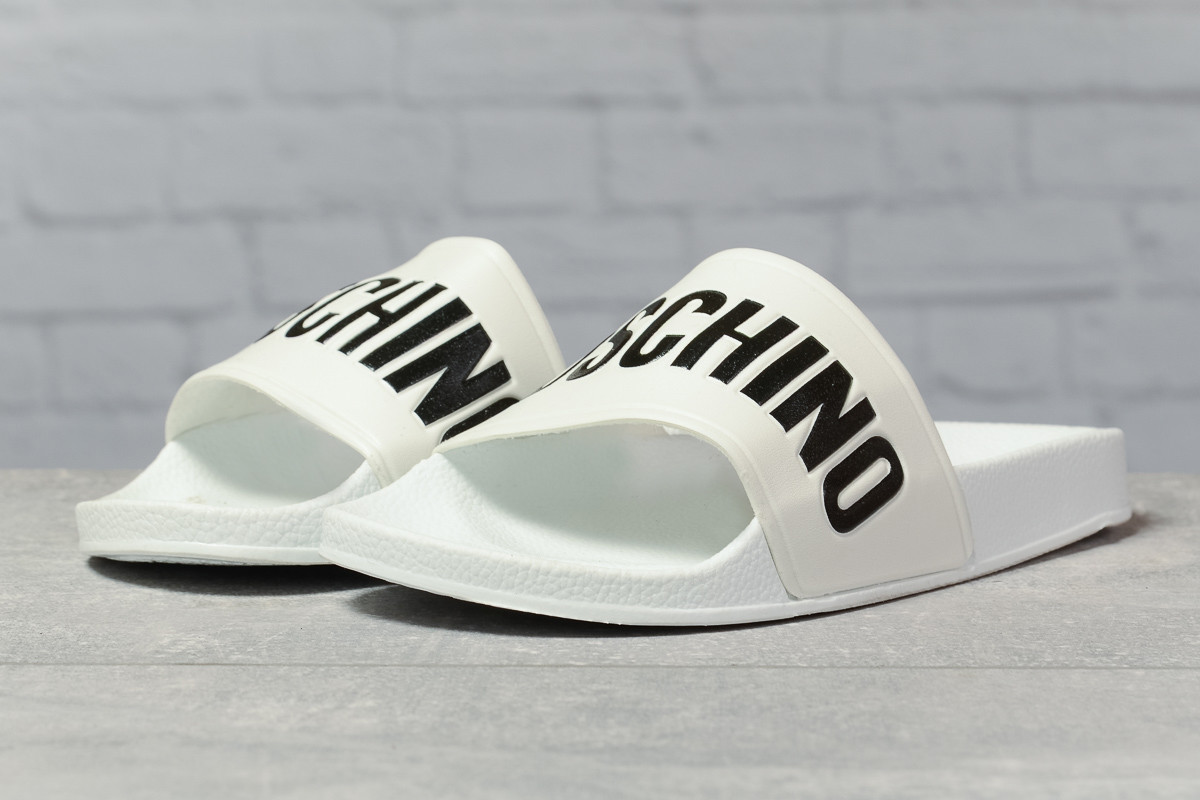 Женские шлепанцы в стиле Moschino, винил, полимер, белые с черным, 38(24,3 см), размеры:36,37,38,39
Женские шлепанцы в стиле Moschino, винил, полимер, белые с черным, 38(24,3 см), размеры:36,37,38,39