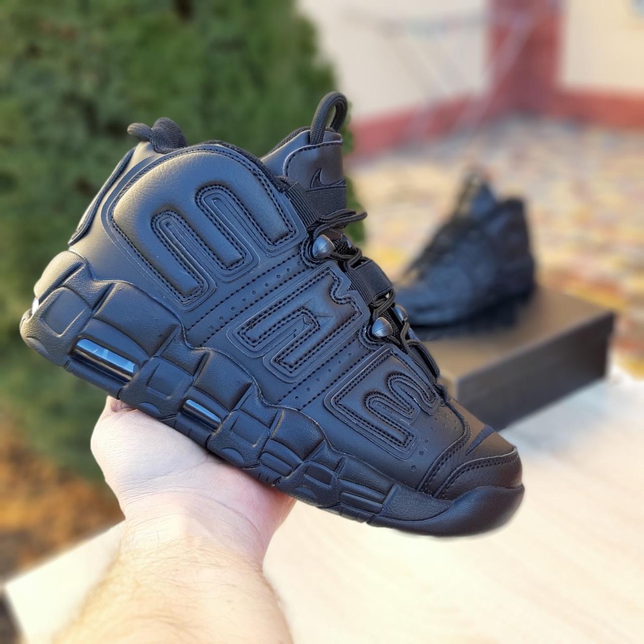 Мужские кроссовки в стиле Nike Air Uptempo, кожа, черные 43(27,5 см), размеры:41,42,43,44,45
Мужские кроссовки в стиле Nike Air Uptempo, кожа, черные 43(27,5 см), размеры:41,42,43,44,45