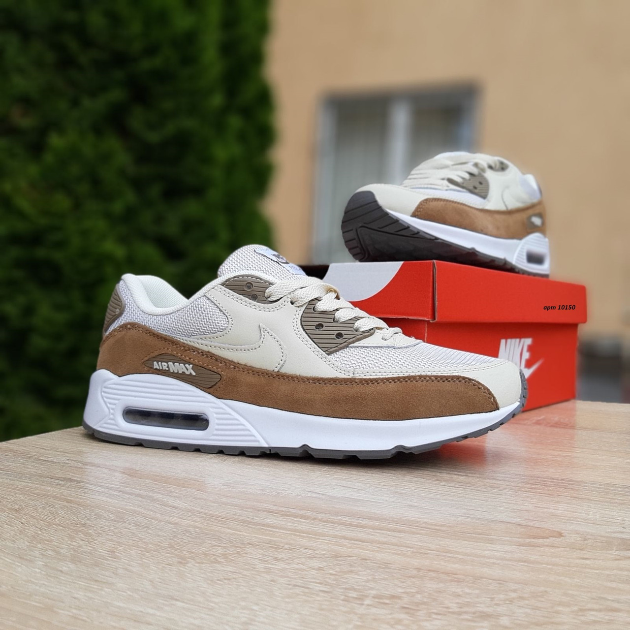 Мужские кроссовки в стиле Nike Air Max 90, сетка, замша, кожа, бежевые с коричневым 46(29 см)
Мужские кроссовки в стиле Nike Air Max 90, сетка, замша, кожа, бежевые с коричневым 46(29 см)