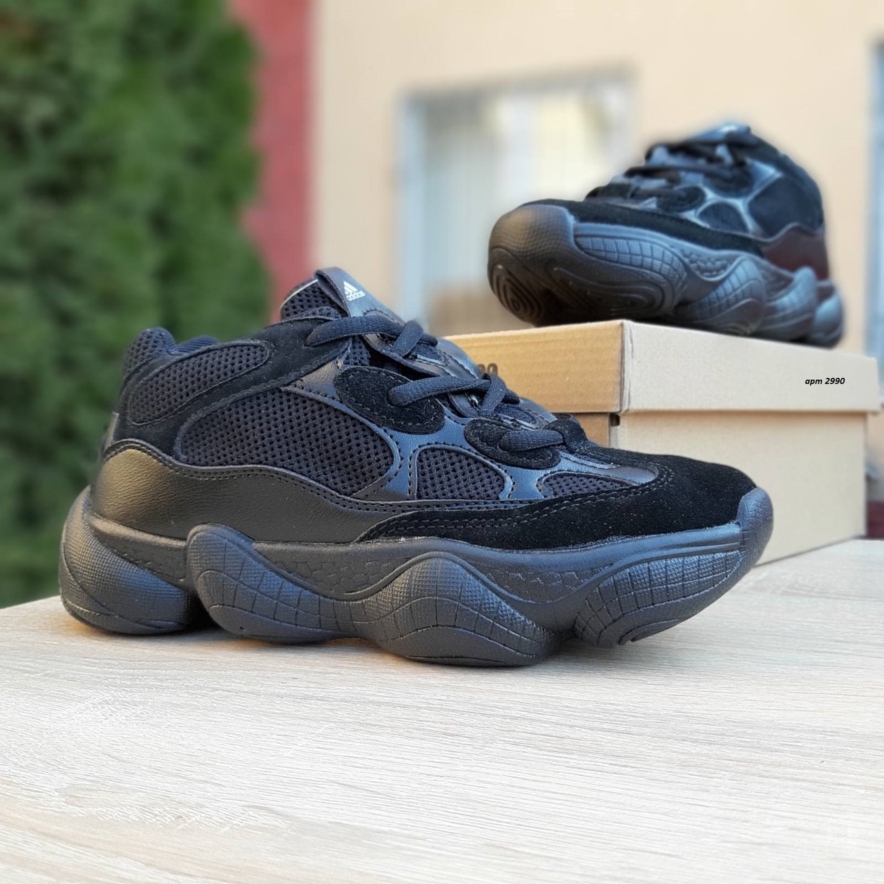 Женские кроссовки в стиле Adidas Yeezy 500, замша, сетка, кожа, черные 36(23 см), размеры:36,37,38,39,40,41
Женские кроссовки в стиле Adidas Yeezy 500, замша, сетка, кожа, черные 36(23 см), размеры:36,37,38,39,40,41