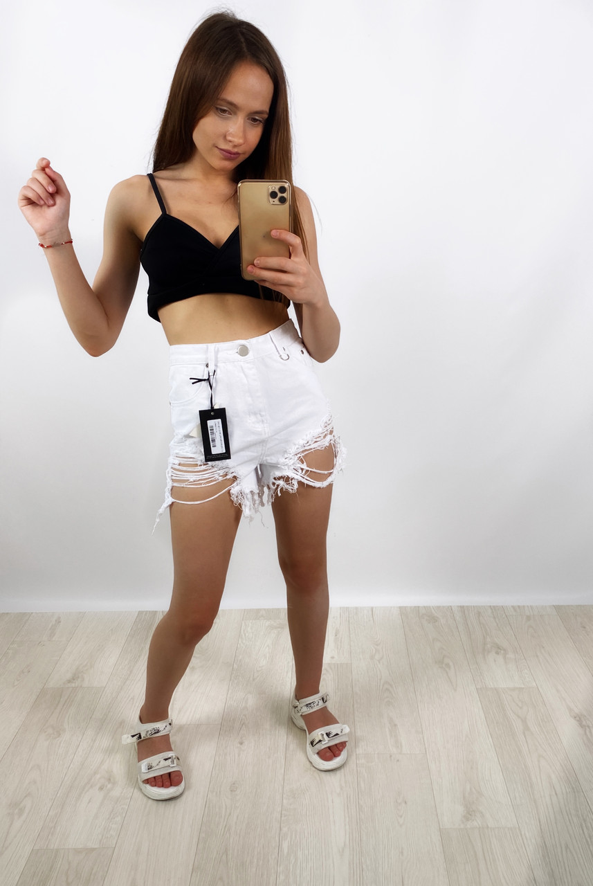 Женские белые джинсовые шорты PrettyLittleThing, оригинал, Великобритания, размер M (Укр 42-44)
Женские белые джинсовые шорты PrettyLittleThing, оригинал, Великобритания, размер M (Укр 42-44)