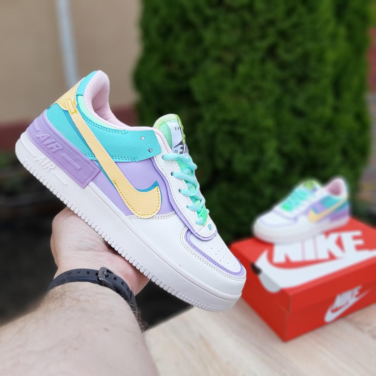 Женские кроссовки в стиле Nike Air Force 1, кожа, разноцветные 37(23,5 см), размеры:36,37,38,39
Женские кроссовки в стиле Nike Air Force 1, кожа, разноцветные 37(23,5 см), размеры:36,37,38,39