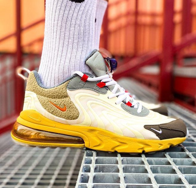 Travis Scott x Nike Air Max 270 Rea White Yellow | кроссовки мужские и женские; белые/желтые/коричневый 40, Голубой
Travis Scott x Nike Air Max 270 Rea White Yellow | кроссовки мужские и женские; белые/желтые/коричневый 40, Голубой