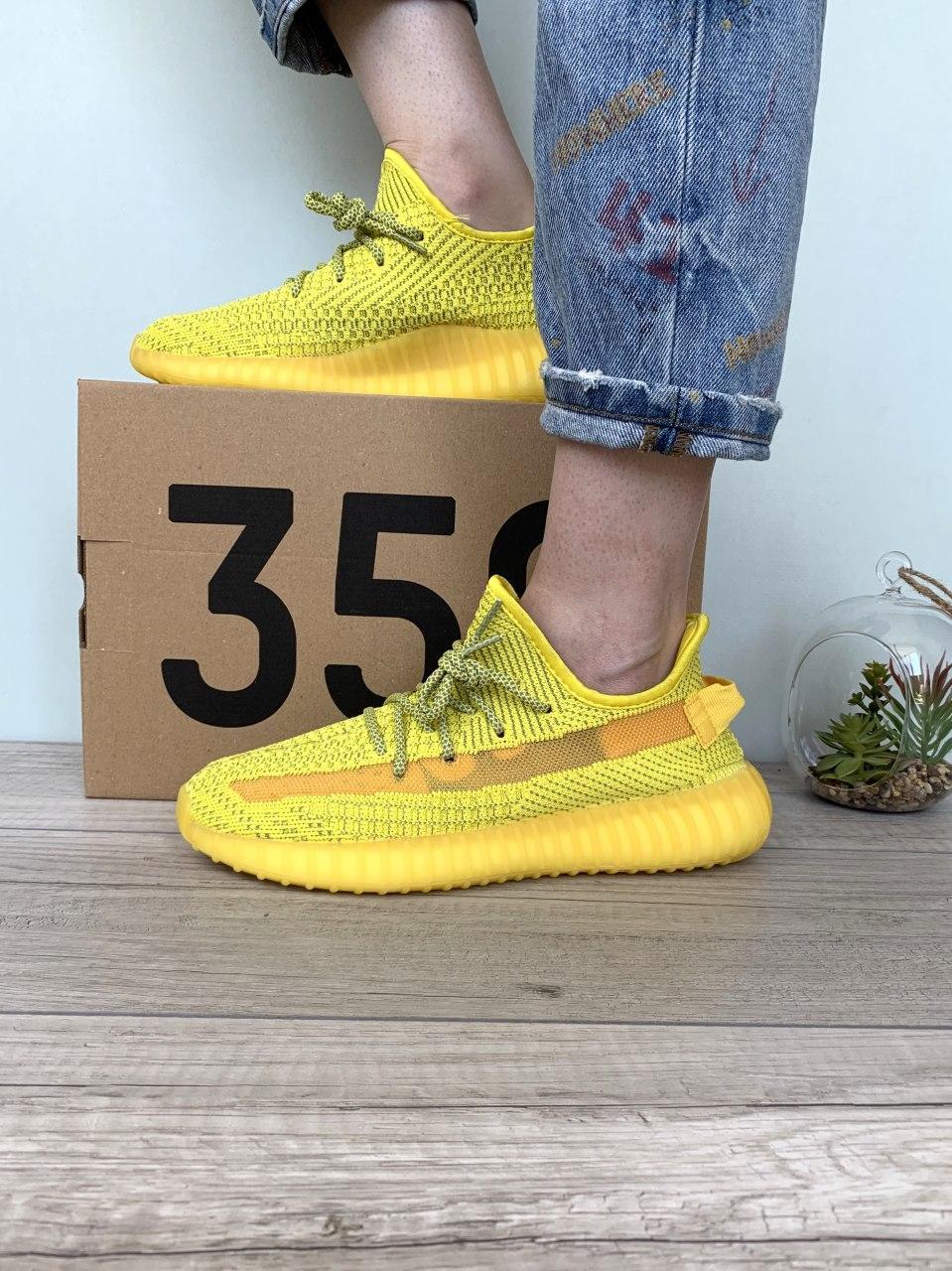 Женские кроссовки Adidas Yeezy Boost 350 v2 Yellow / Адидас Изи Буст 350 в2 Желтые 40, Желтый
Женские кроссовки Adidas Yeezy Boost 350 v2 Yellow / Адидас Изи Буст 350 в2 Желтые 40, Желтый