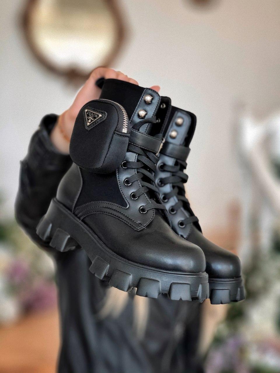 Женские Ботинки Prada Monolith Black / Ботинки Прада Монолит Черные Демисезонные 37, Черный
Женские Ботинки Prada Monolith Black / Ботинки Прада Монолит Черные Демисезонные 37, Черный