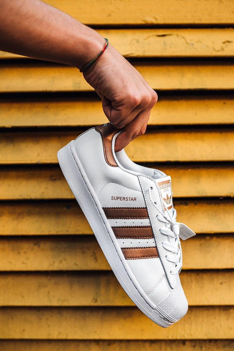Мужские кроссовки Adidas Superstar White/Gold / Адидас Суперстар Вайт/Голд 41, Белый
Мужские кроссовки Adidas Superstar White/Gold / Адидас Суперстар Вайт/Голд 41, Белый
