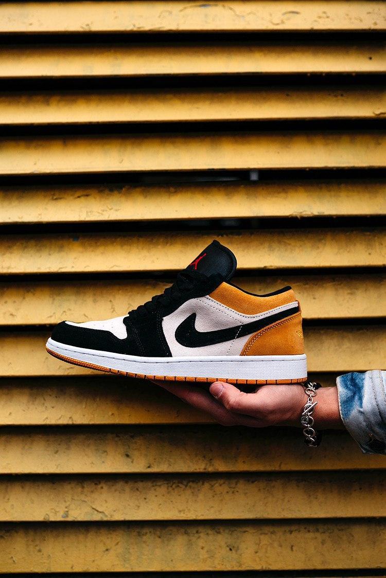 Мужские кроссовки Nike Air Jordan 1 LOW “BLACK TOE” / Найк Аир Джордан 1 Лов Черные
Мужские кроссовки Nike Air Jordan 1 LOW “BLACK TOE” / Найк Аир Джордан 1 Лов Черные