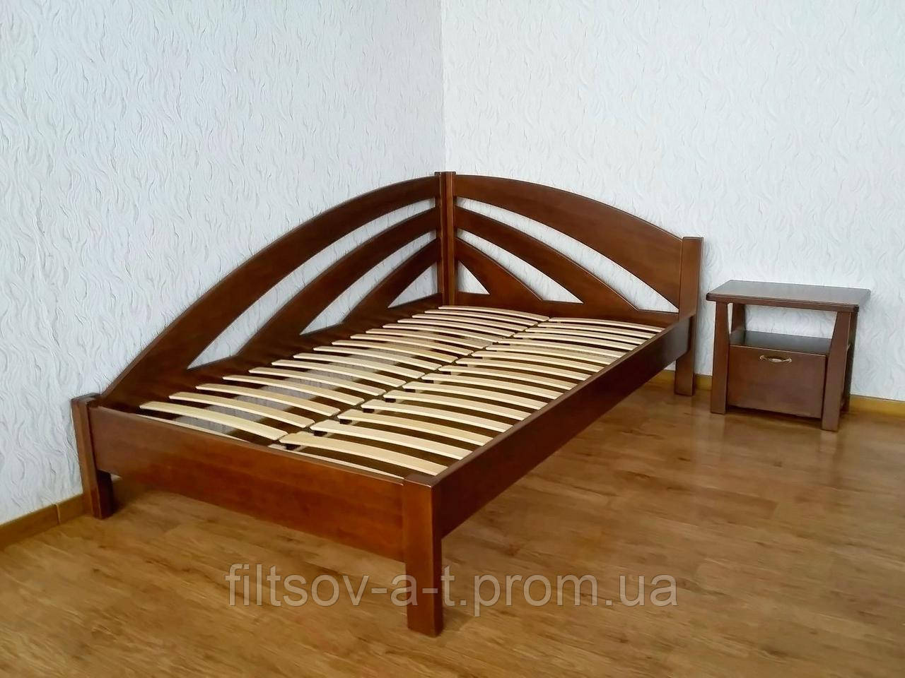 Угловая двуспальная кровать из массива дерева "Радуга" от производителя 150х190, Каштан
Угловая двуспальная кровать из массива дерева "Радуга" от производителя 150х190, Каштан