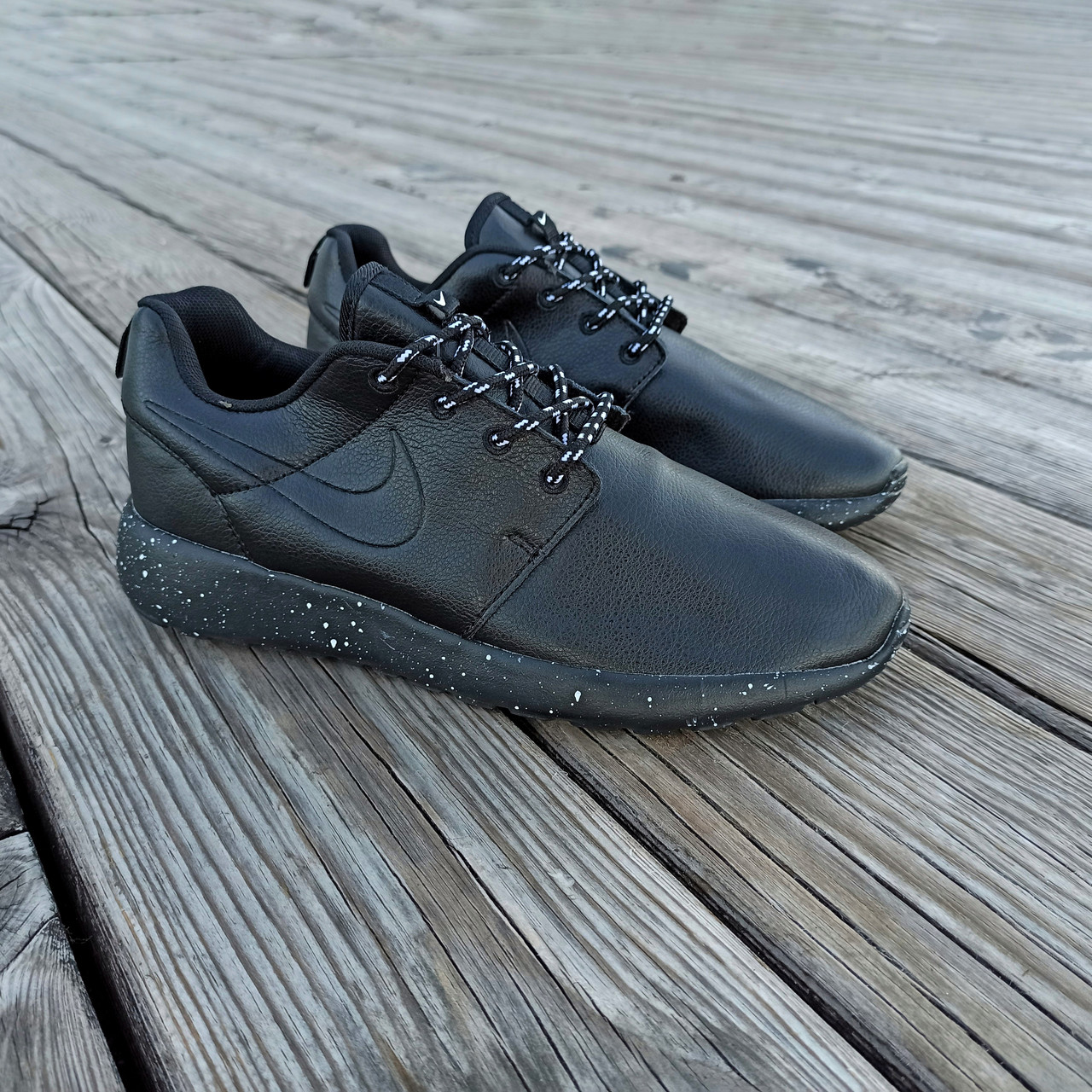 Черные кроссовки мужские nike roshe run копия деми демисезон эко кожаные чорні демісезон кросівки 43 - 27.5 см
Черные кроссовки мужские nike roshe run копия деми демисезон эко кожаные чорні демісезон кросівки 43 - 27.5 см