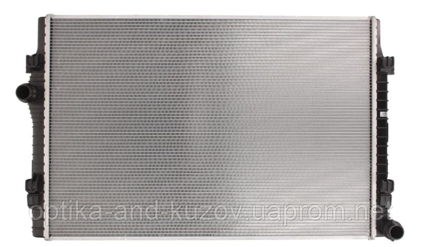 Радиатор двигателя AUDI A3, TT; SEAT LEON, LEON SC, LEON ST; SKODA OCTAVIA III, SUPERB III; VW GOLF ALLTRACK,
Радиатор двигателя AUDI A3, TT; SEAT LEON, LEON SC, LEON ST; SKODA OCTAVIA III, SUPERB III; VW GOLF ALLTRACK,