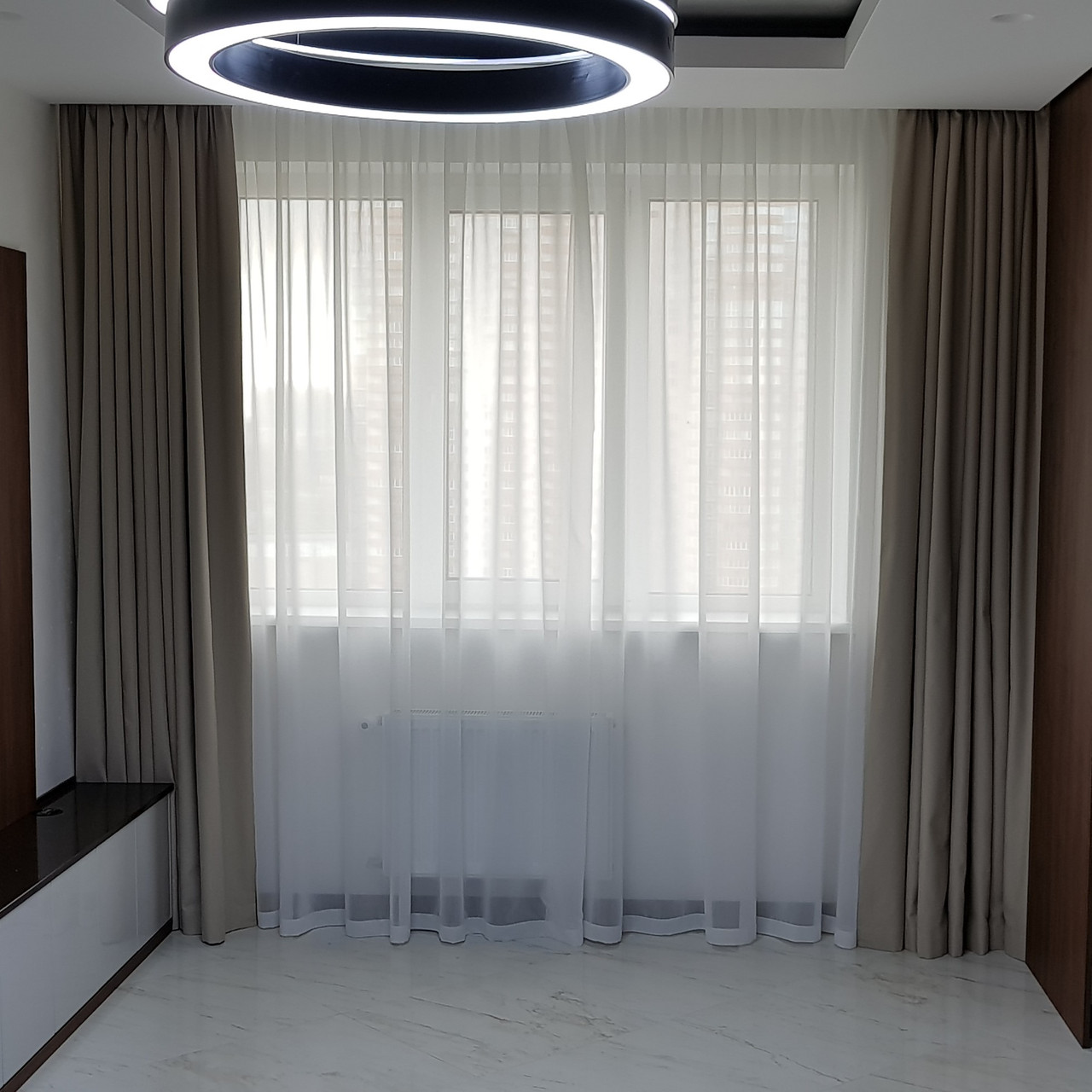 Штора Ara Mamul 300х270 см 1 шт Светло-серая 131132112300, КОД: 1747435, Светло-серый
Штора Ara Mamul 300х270 см 1 шт Светло-серая 131132112300, КОД: 1747435, Светло-серый