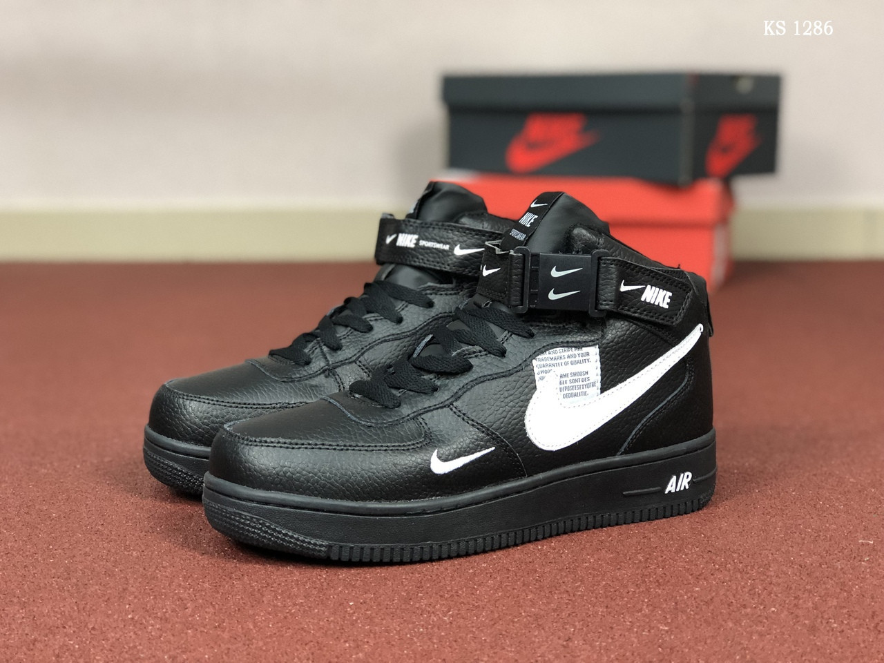Мужские зимние кроссовки на меху в стиле Nike Air Force, кожа, черные с белым 42 (26,5 см), размеры:41,42,43
Мужские зимние кроссовки на меху в стиле Nike Air Force, кожа, черные с белым 42 (26,5 см), размеры:41,42,43