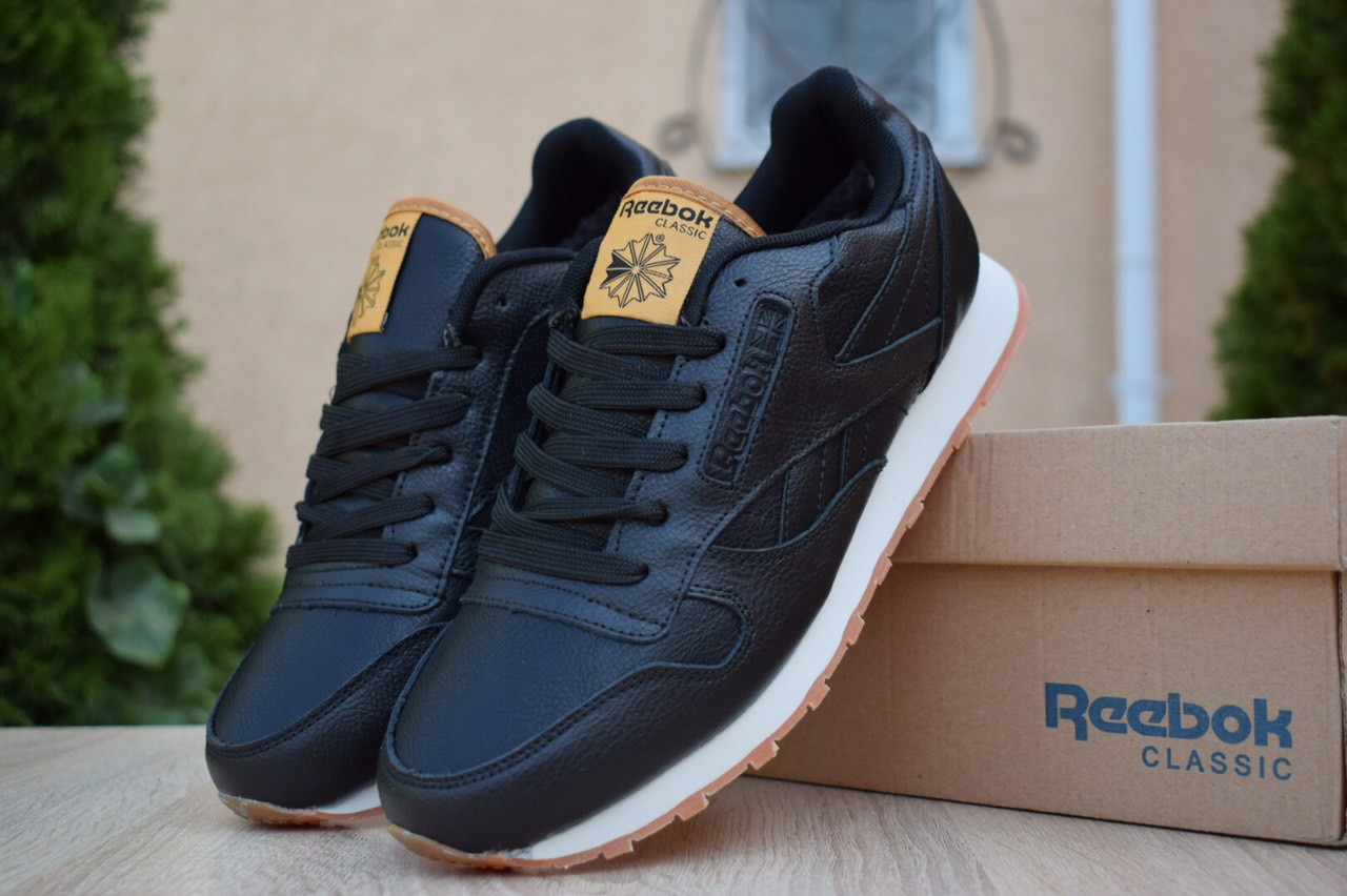 Мужские зимние кроссовки в стиле Reebok Classic, кожа, цигейка, черные с белым 45 (28,5 см), размеры:44,45,46
Мужские зимние кроссовки в стиле Reebok Classic, кожа, цигейка, черные с белым 45 (28,5 см), размеры:44,45,46